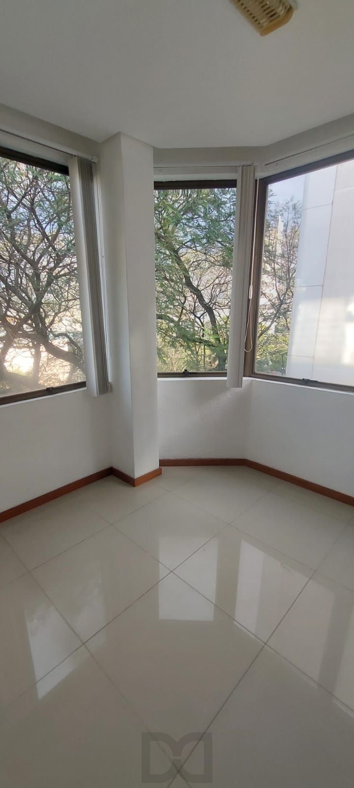 Sala Comercial á venda no Bairro Santana -Porto Alegre — foto 9