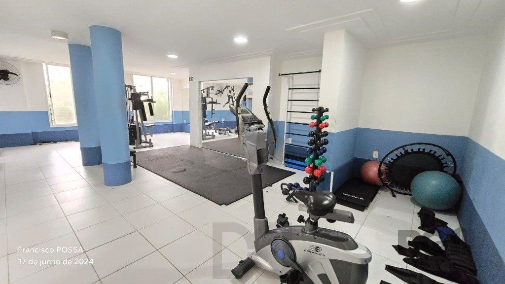 Apartamento com 2 dormitórios no bairro Jardim Carvalho — foto 23