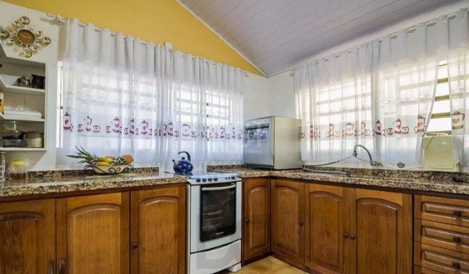 Casa para Venda - 294.4m², 4 dormitórios, sendo 2 suites, 2 vagas - Nonoai — foto 20