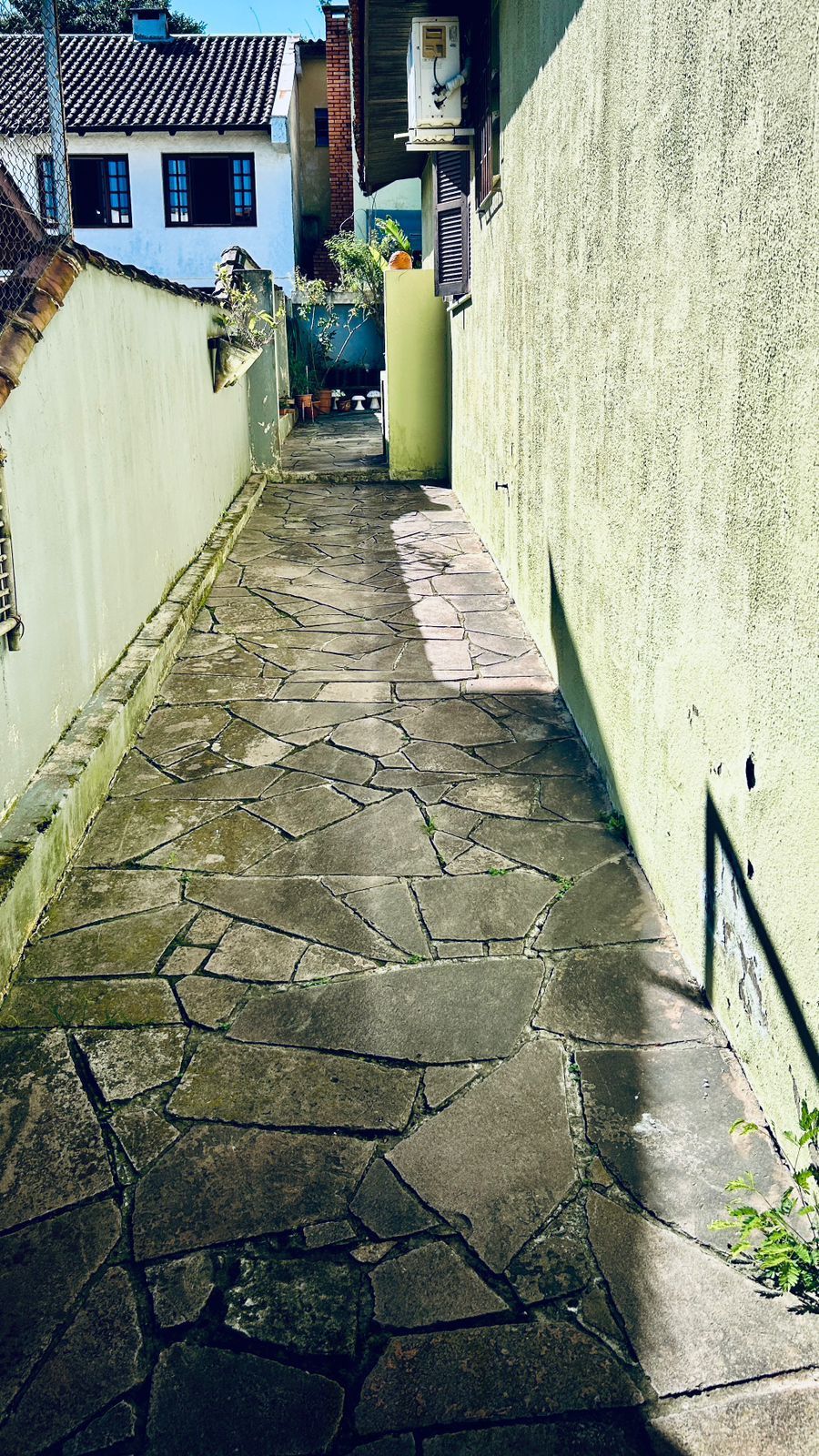Casa com 2 dormitórios e edícula nos fundos no Bairro Nonoai — foto 27