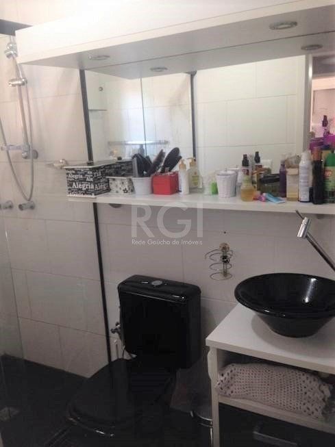 Casa para Venda - 130m², 3 dormitórios, sendo 2 suites, 6 vagas - Nonoai — foto 12