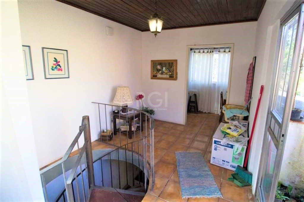 Casa para Venda - 287m², 3 dormitórios, sendo 2 suites, 4 vagas - Nonoai — foto 9