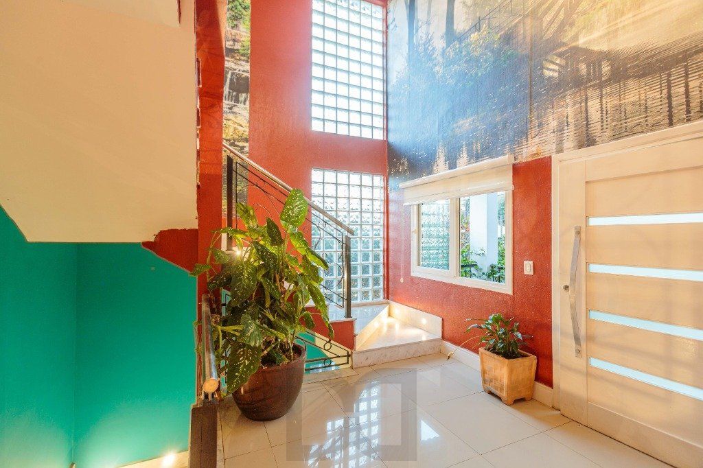 Casa de 498m², bairro Teresópolis — foto 2