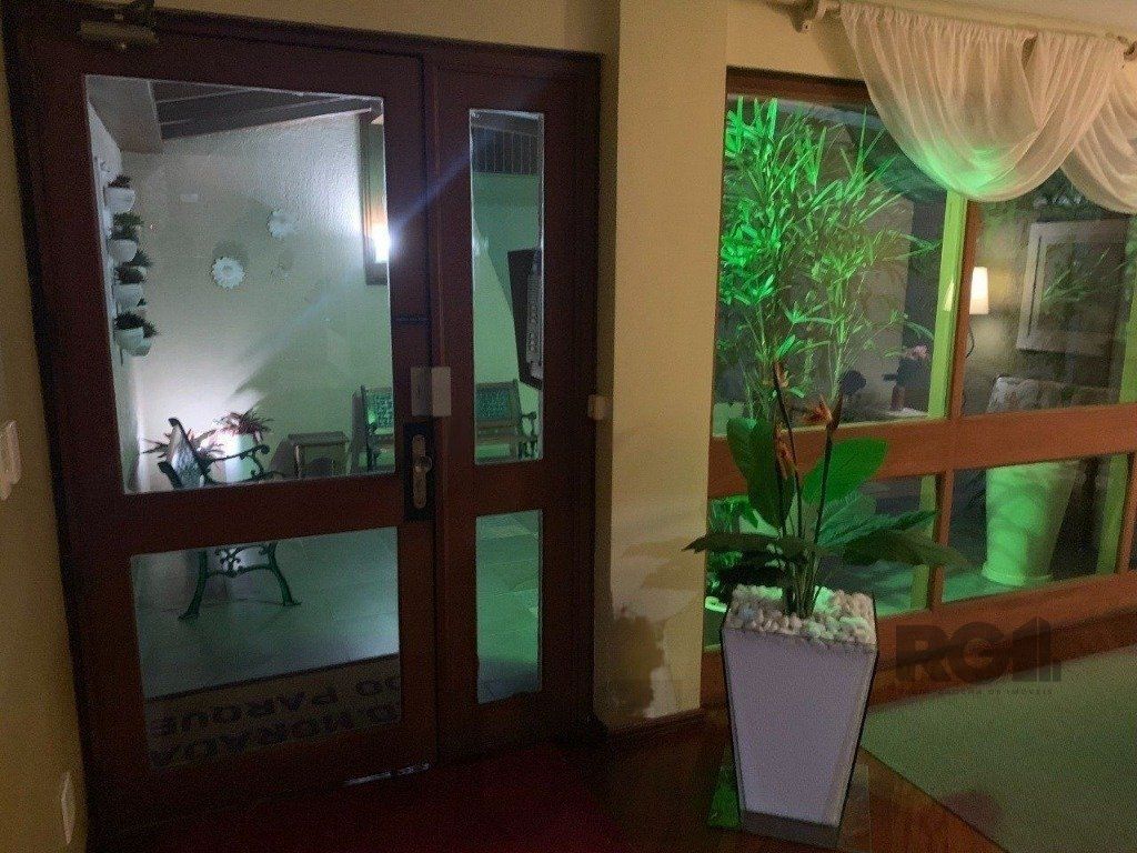 Apartamento 40m² - 1 dormitório, 1 vaga no bairro Menino Deus — foto 25
