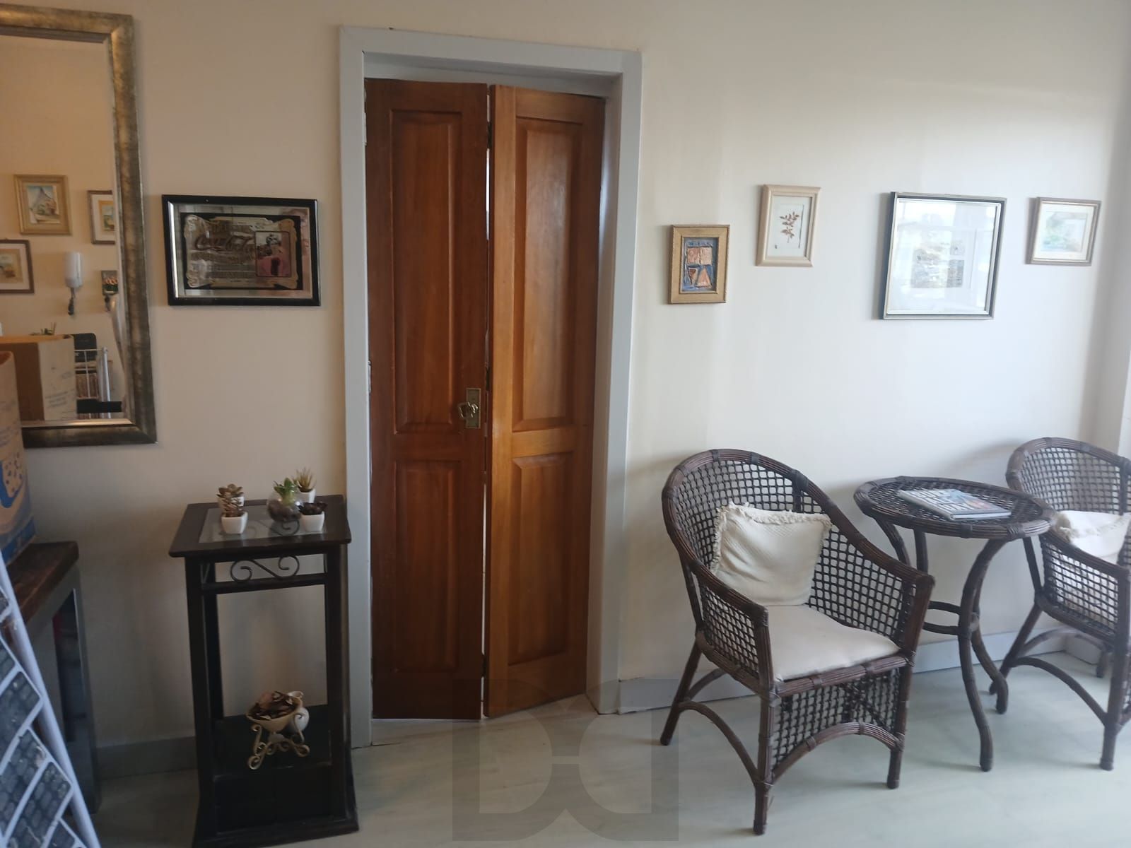 Apartamento de 2 dormitórios com vaga de garagem coberta e escriturada no Bairro Glória – Porto Alegre. — foto 10