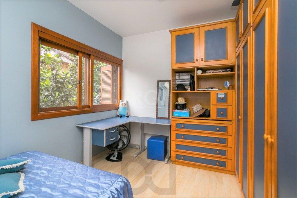 Casa para Venda - 279m², 3 dormitórios, sendo 1 suites, 4 vagas - Teresópolis — foto 22