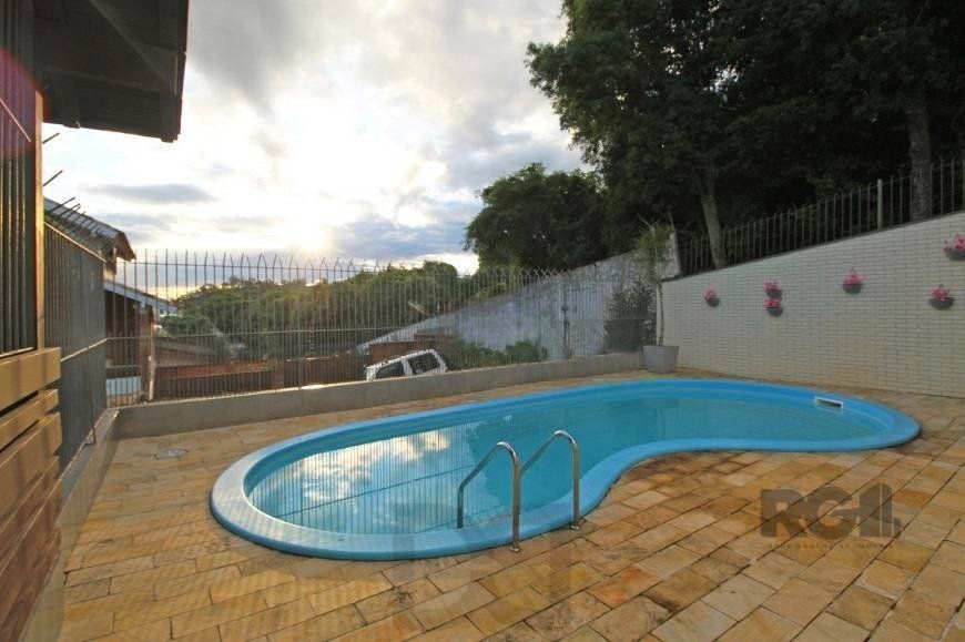 Casa 245m² - 3 dormitórios, 4 vagas no bairro Cavalhada — foto 32