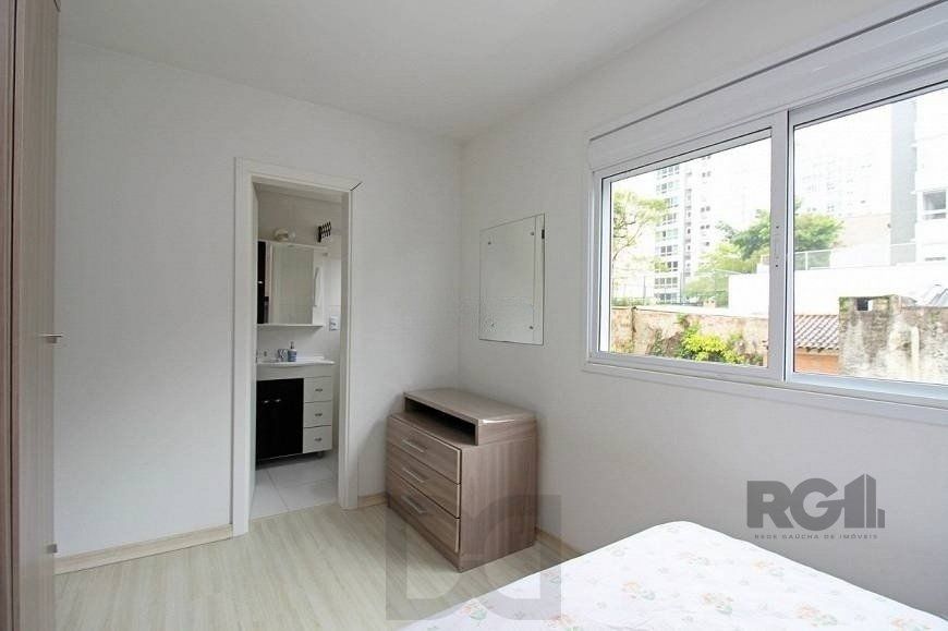 Apartamento de 60m², bairro Passo da Areia — foto 9