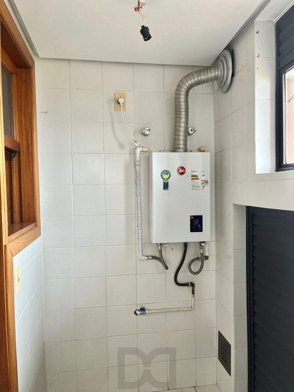 Apartamento de 4 dormitórios e 184m² à venda em Menino Deus, Porto Alegre. — foto 15