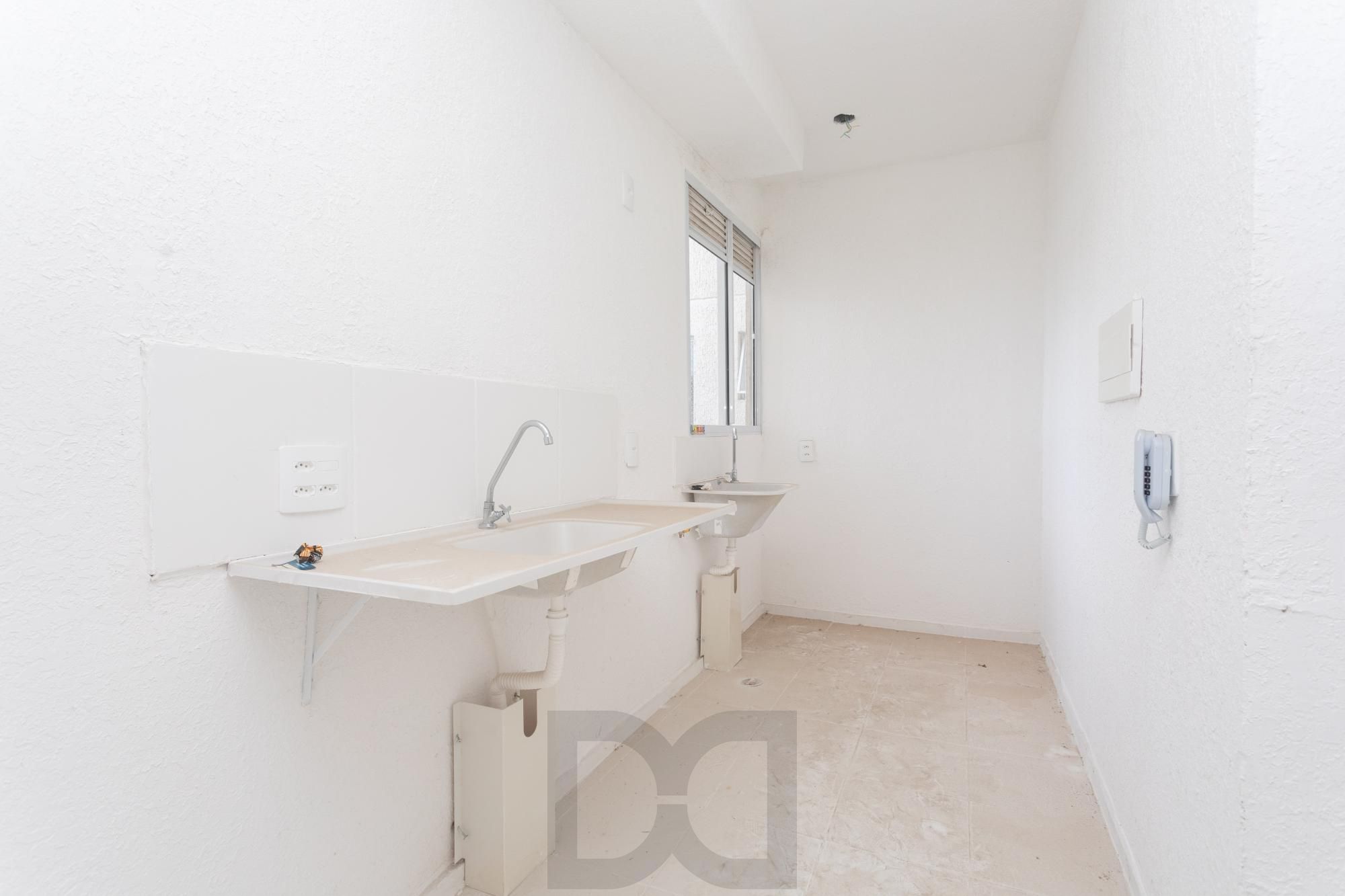 Apartamento á venda de 2 dormitórios no Bairro Protásio Alves. — foto 4