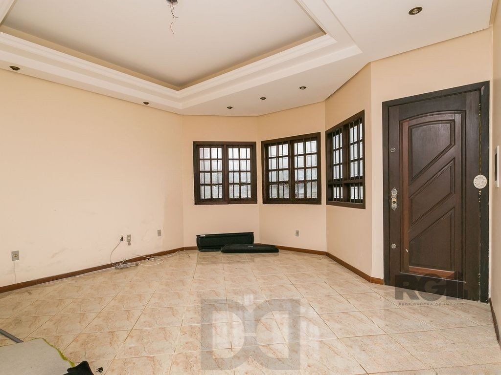 Casa de 3 dormitórios, no bairro Campo Novo — foto 2