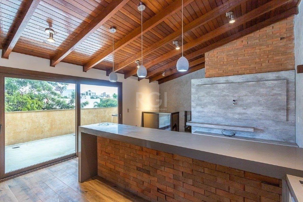 Cobertura de 140m² - 3 dormitórios, 2 banheiros, terraço com churrasqueira e 1 vaga de garagem no Bom Jesus — foto 15