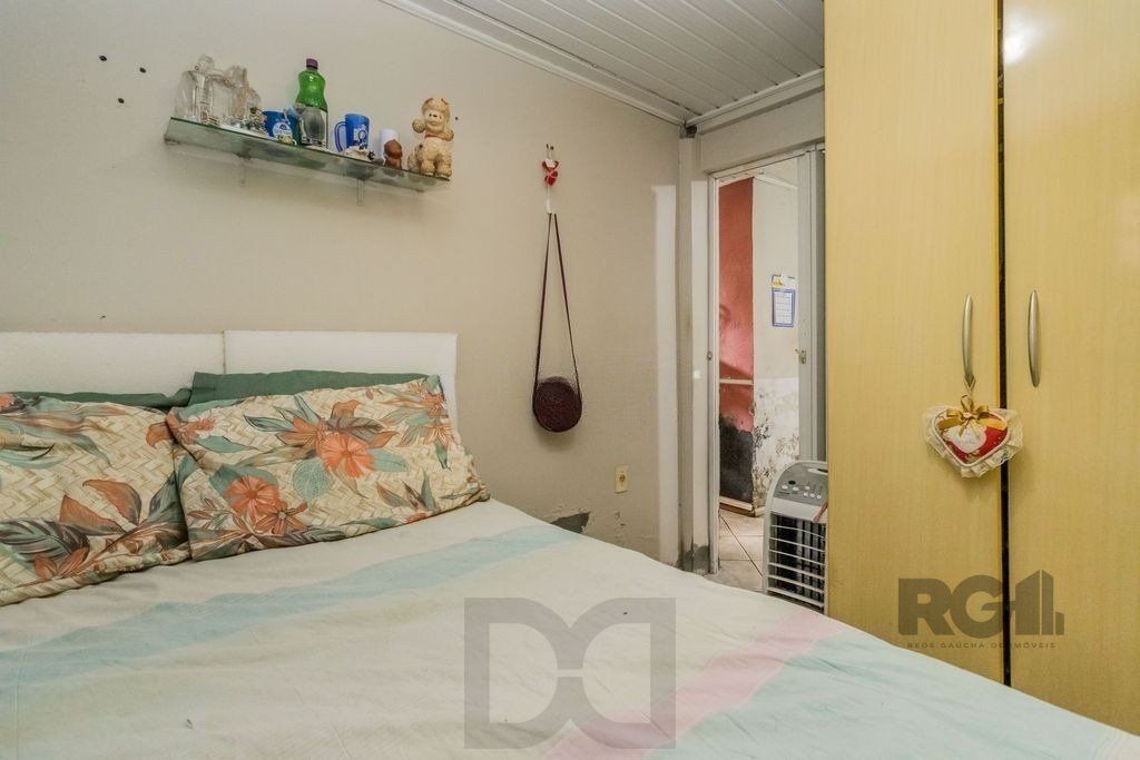Casa de 4 dormitórios, no bairro Vila Jardim — foto 8