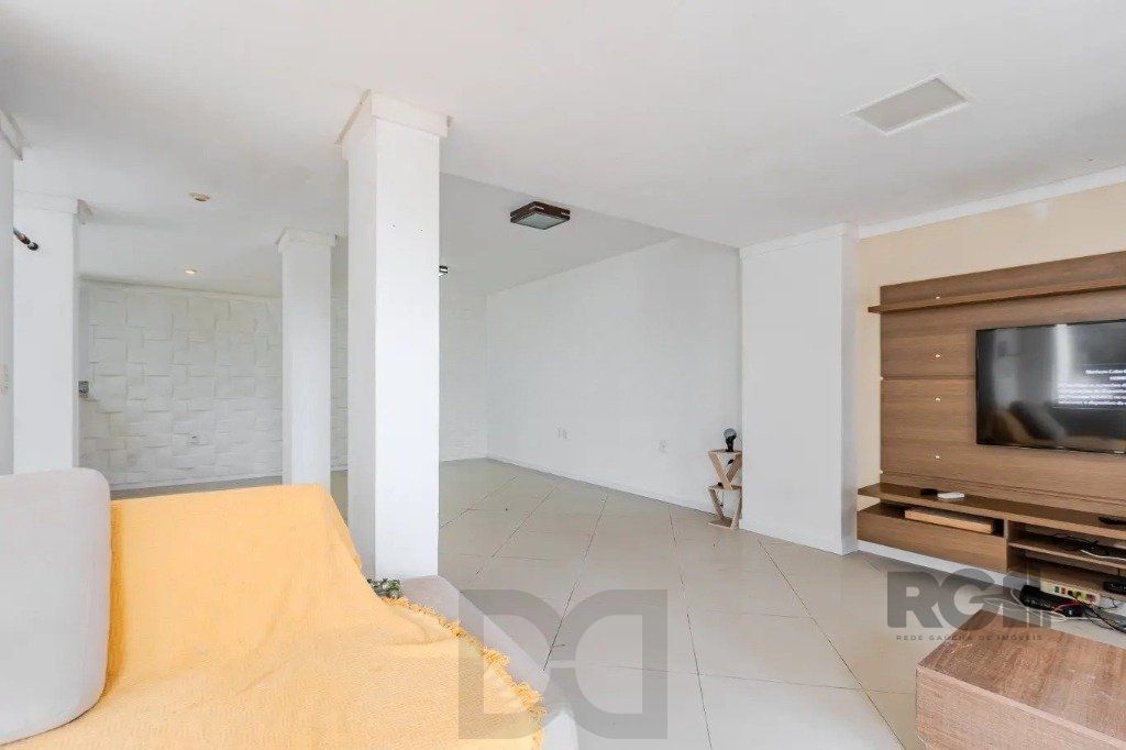 Casa com 3 dormitórios no bairro Jardim Isabel — foto 17