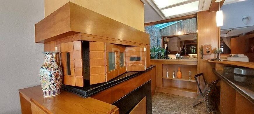 Excelente casa de 386m² com 04 dormitórios sendo 03 suítes. — foto 14