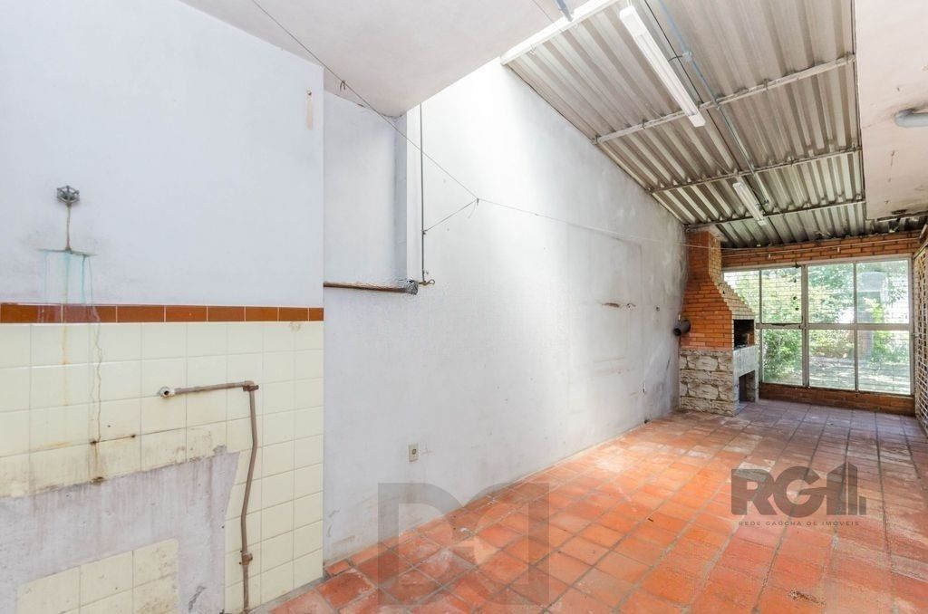 Excelente casa de 318m² com 3 dormitórios — foto 21