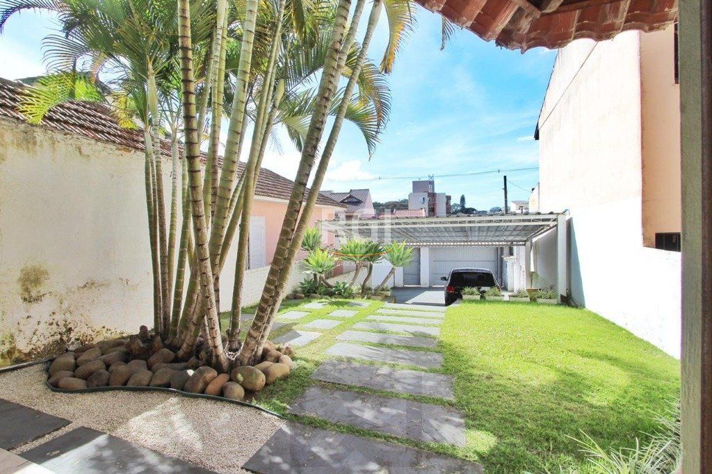Casa para Venda - 260m², 5 dormitórios, sendo 2 suites, 4 vagas - Teresópolis — foto 29