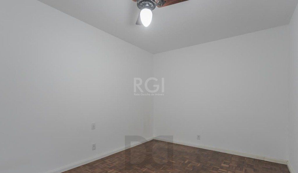 Casa para Venda - 327m², 4 dormitórios, sendo 1 suites, 3 vagas - Chácara das Pedras — foto 34