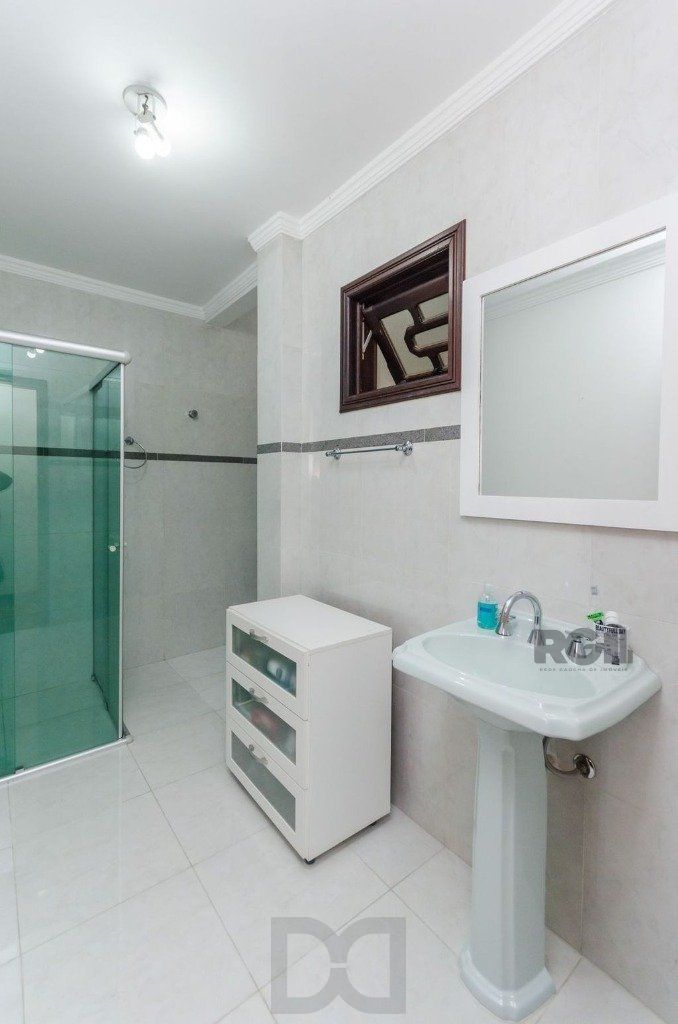 Excelente casa de 379m² com 3 dormitórios, piscina e 4 vagas. — foto 10