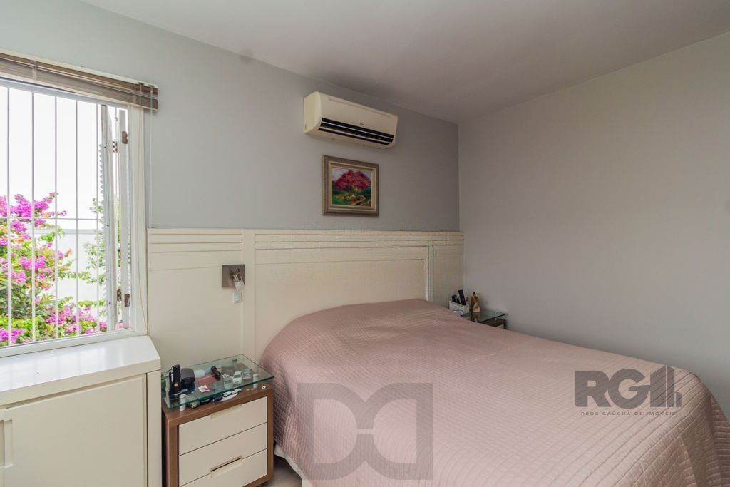 Casa com 3 dormitórios no bairro Nonoai — foto 16