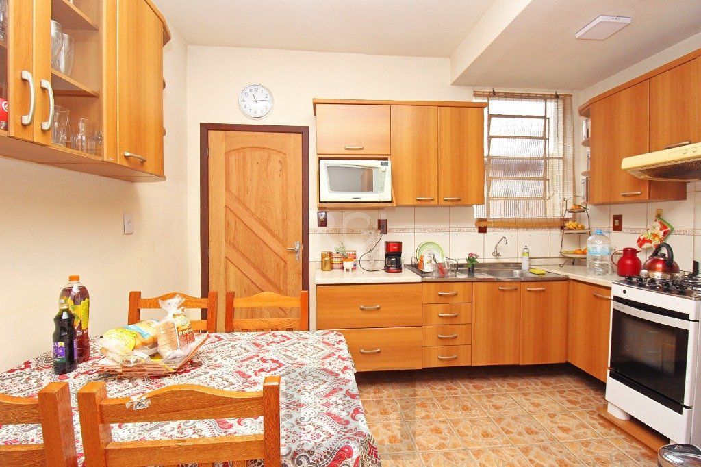 Casa para Venda - 150m², 4 dormitórios, sendo 1 suites, 3 vagas - Nonoai — foto 15
