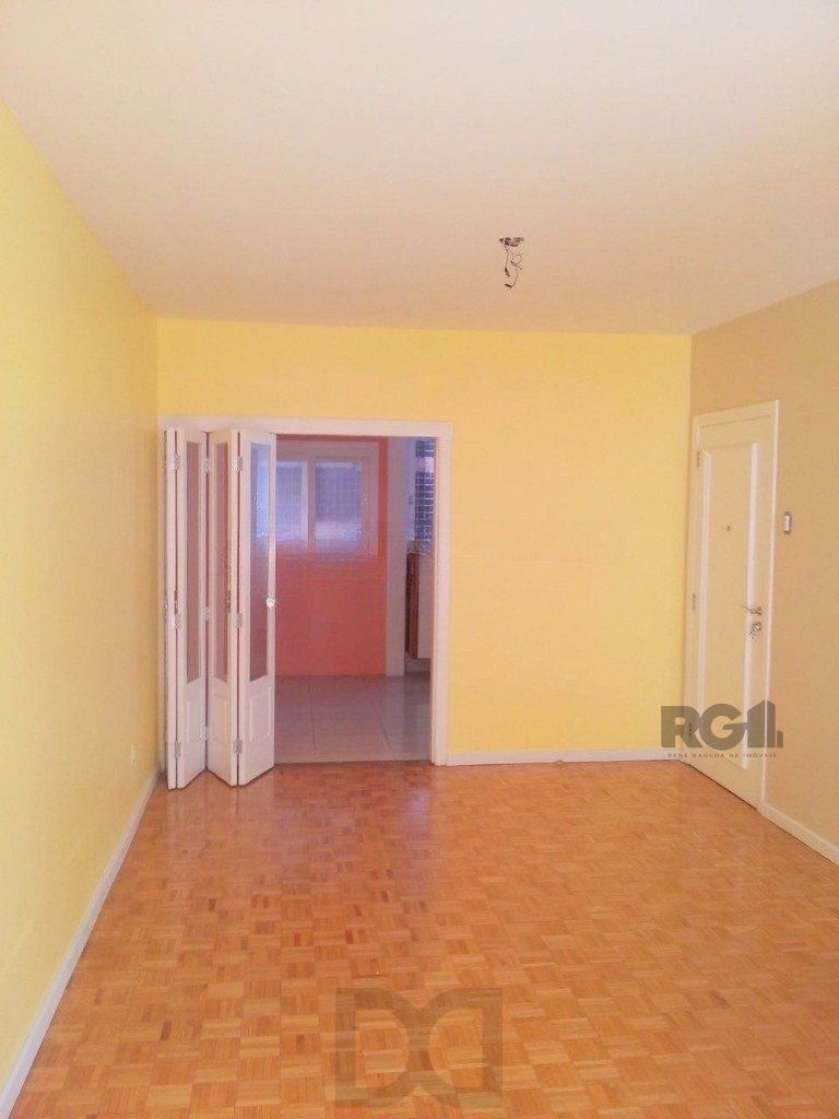 Apartamento 102m² - 3 dormitórios, 2 banheiros no bairro Rio Branco — foto 2