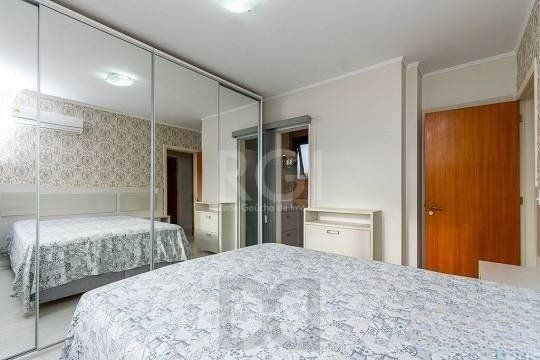 EXCELENTE COBERTURA COM 2 DORMITÓRIOS, PISCINA E 1 VAGA DE GARAGEM. — foto 12