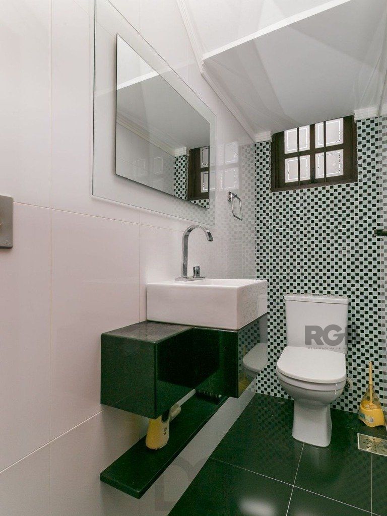 Casa de 3 dormitórios, no bairro Campo Novo — foto 8