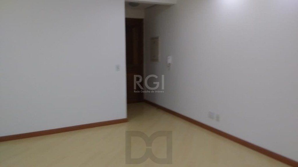 Apartamento com 2 Quartos e 1 banheiro à Venda, 72 m² no bairro Menino Deus — foto 3