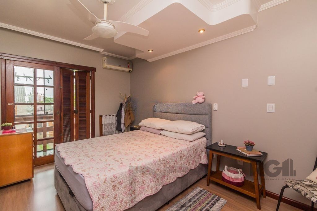 Casa de 4 dormitórios no bairro Sarandi — foto 14