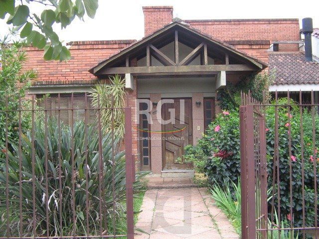 Casa para Venda - 260m², 3 dormitórios, sendo 1 suites, 7 vagas - Nonoai — foto 1
