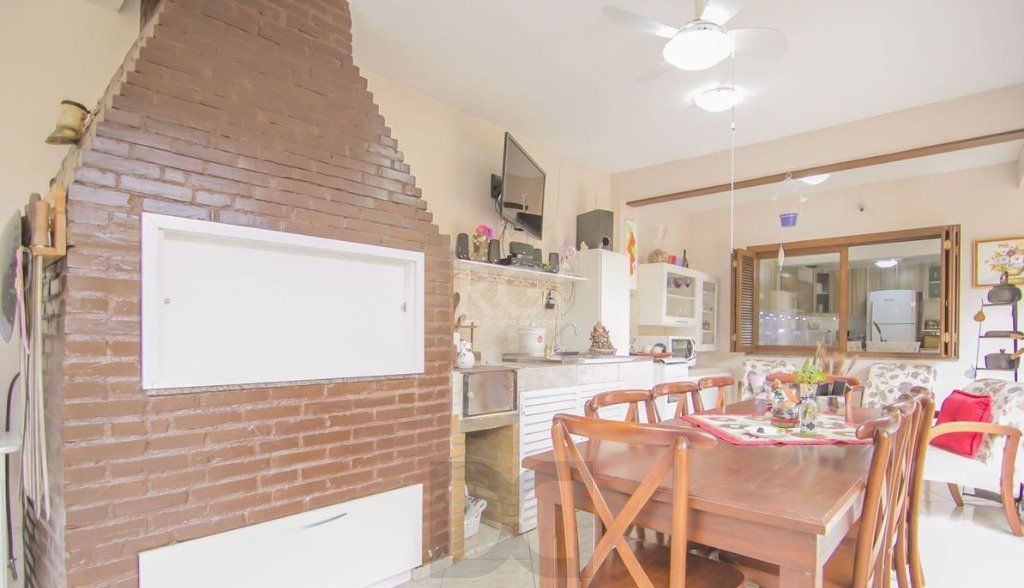 Casa para Venda - 252m², 3 dormitórios, sendo 1 suites, 3 vagas - Parque Santa Fé — foto 21