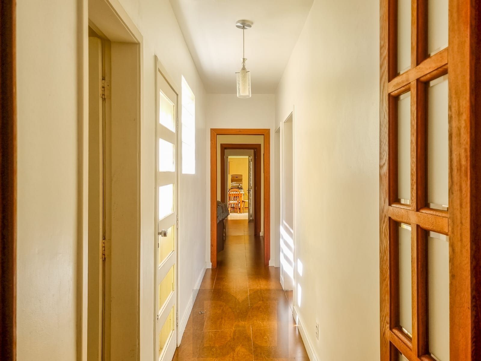 Casa Térrea 280 m² em Teresópolis – 4 Dorms, Escritório e Edícula — foto 12