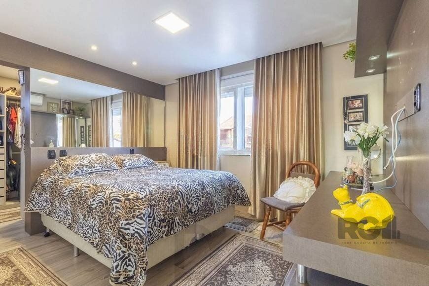 Casa 280m² - 3 dormitórios, 1 suíte, 2 vagas no bairro Jardim Itú — foto 14