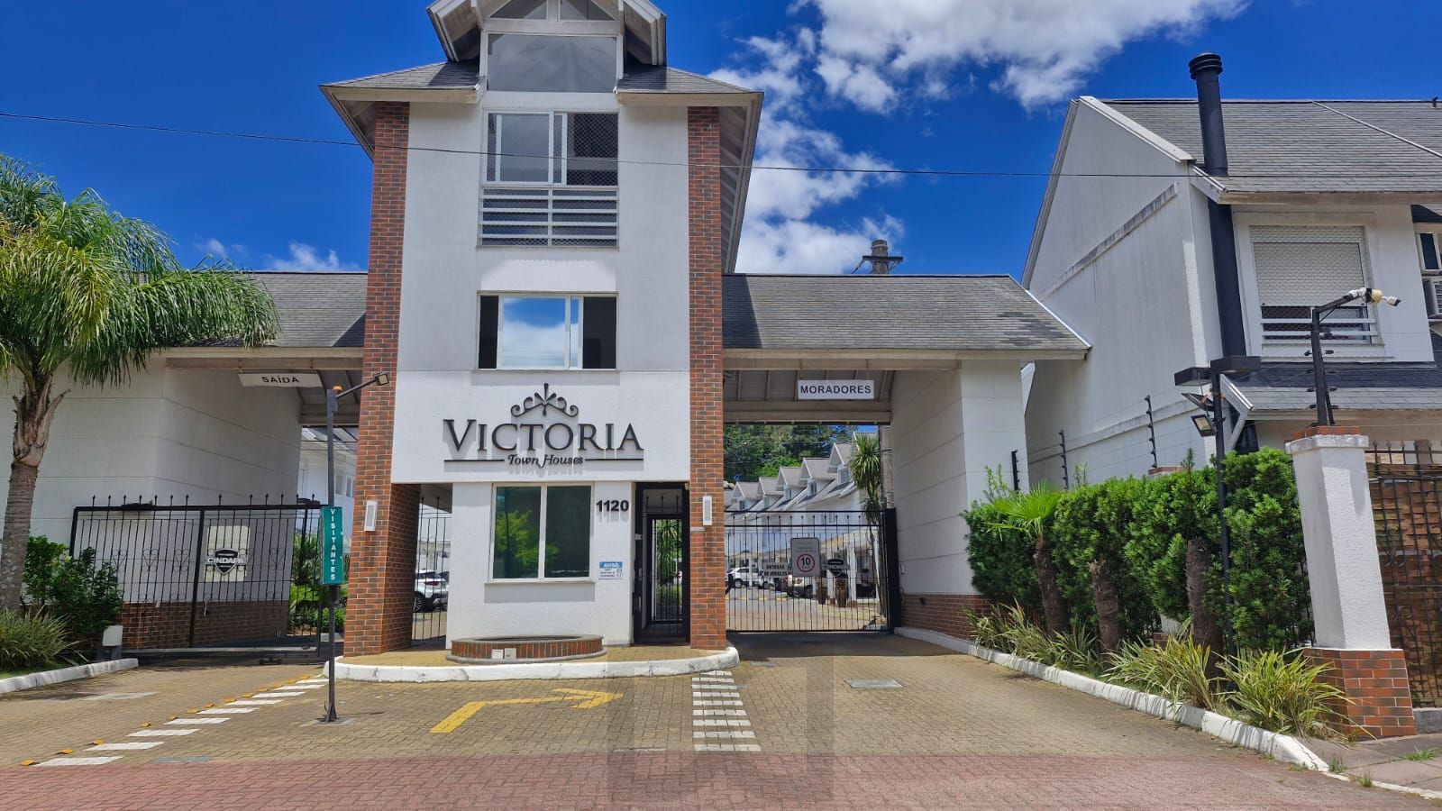 Casa em Condominio fechado, 5 dormitórios com infraestrutura completa — foto 2