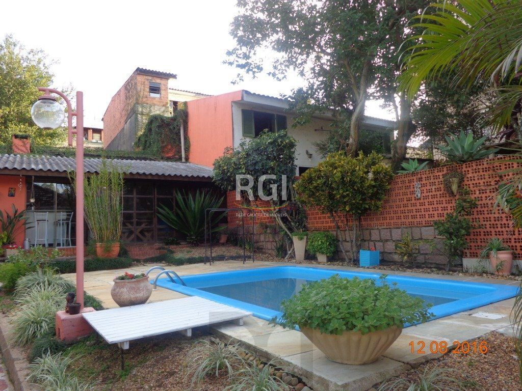 Casa para Venda - 240m², 6 dormitórios, 4 vagas - Teresópolis — foto 25