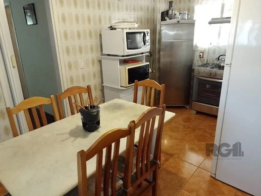 Casa 169m² - 2 dormitórios, 2 vagas no bairro Cavalhada — foto 11