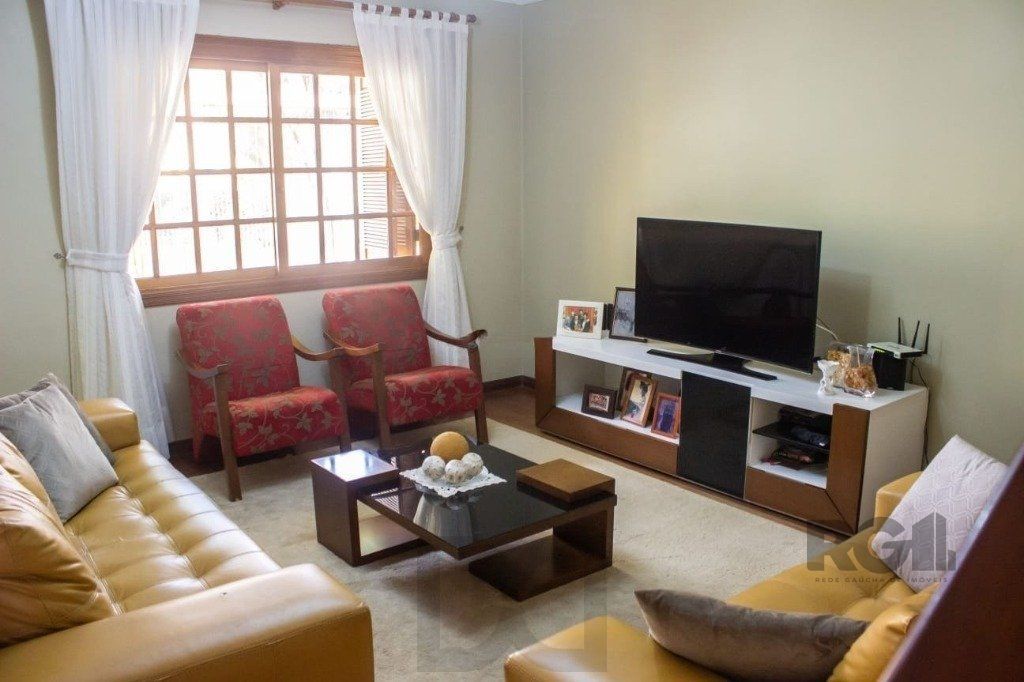 Casa 298m² - 4 dormitórios, 3 vagas na Zona Norte — foto 1
