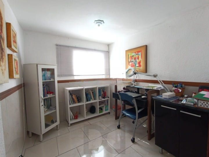 Casa para Venda - 142.8m², 4 dormitórios, 5 vagas - Teresópolis — foto 16