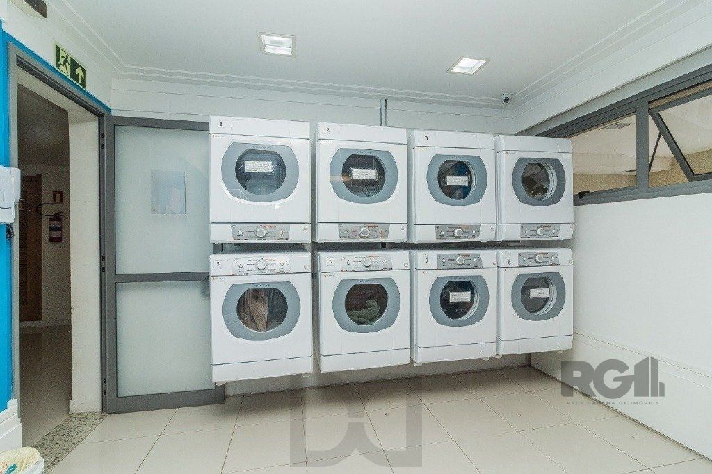 Apartamento de 1 Dormitório á Venda em Três Figueiras - Porto Alegre/RS — foto 31