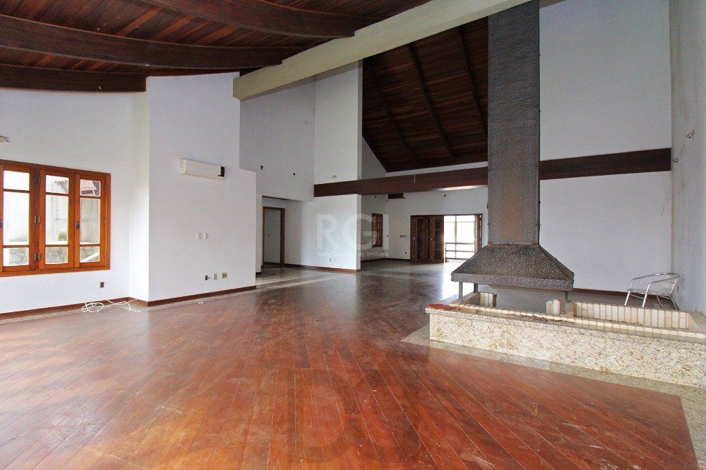 Casa para Venda - 840m², 7 dormitórios, sendo 3 suites, 8 vagas - Medianeira — foto 26