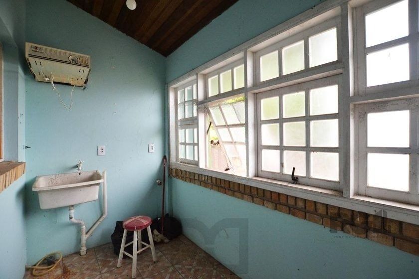 Casa de 200m² - 4 dormitórios, 4 vagas no bairro Espírito Santo — foto 28