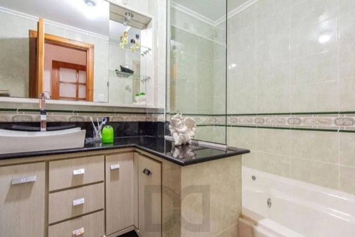 Apartamento amplo de 110 m2 com 3 quartos à venda em Menino Deus - RS — foto 11
