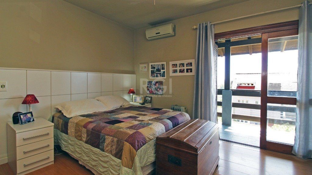 Sobrado 3 dormitórios, 1suíte, área gourmet com churrasqueira, piscina. — foto 34