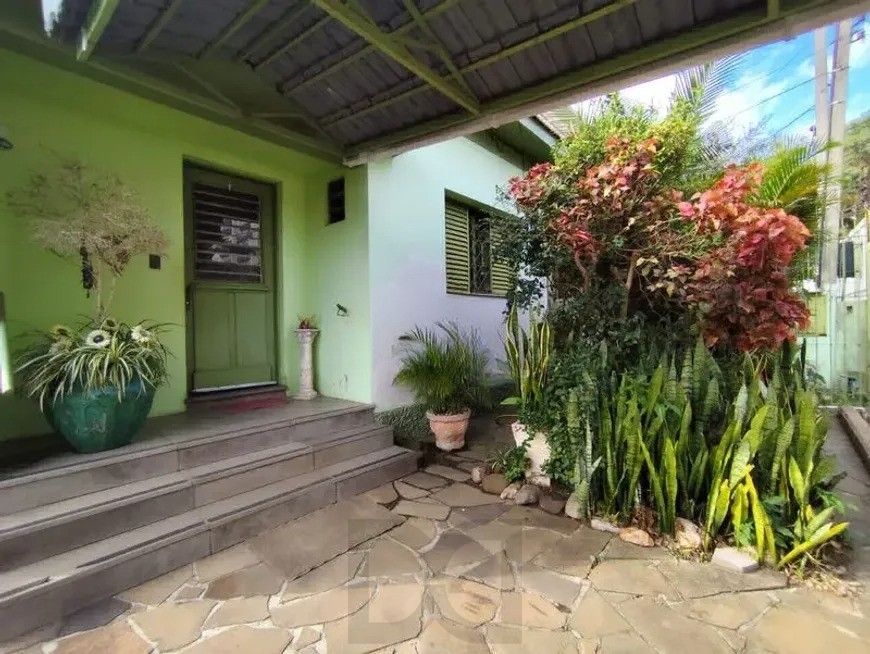 Casa 3 dormitórios no bairro Menino Deus em Porto Alegre para Alugar — foto 1