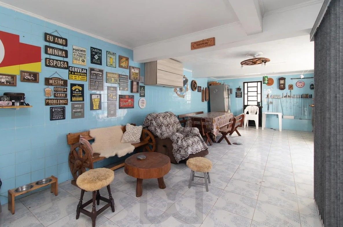 Casa com 4 dormitórios e energia solar no bairro Nonoai. — foto 46