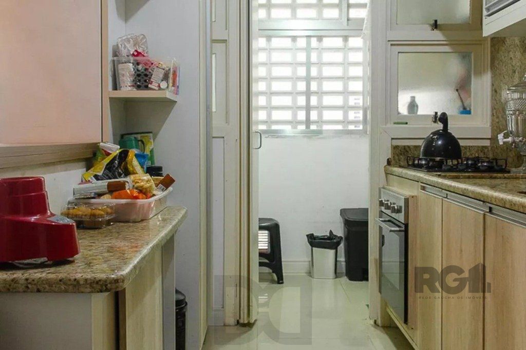 Apartamento 2 dormitórios  com 1 vaga no bairro Teresópolis em Porto Alegre — foto 6