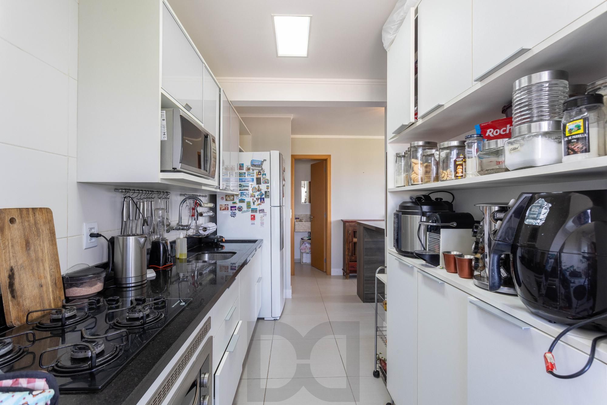 Apartamento à Venda com 2 Dormitórios (1 Suíte) e 2 Vagas Cobertas - Vila Ipiranga, Porto Alegre/RS — foto 12