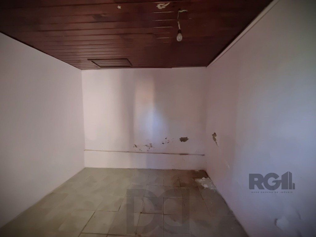 Casa 4 Dormitório(s) Bairro Nonoai — foto 25