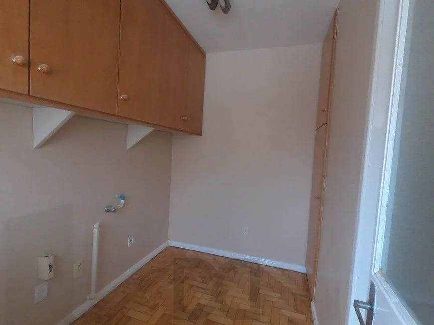 Apartamento com 2 quartos e 72m² à venda em Menino Deus, Porto Alegre. — foto 17